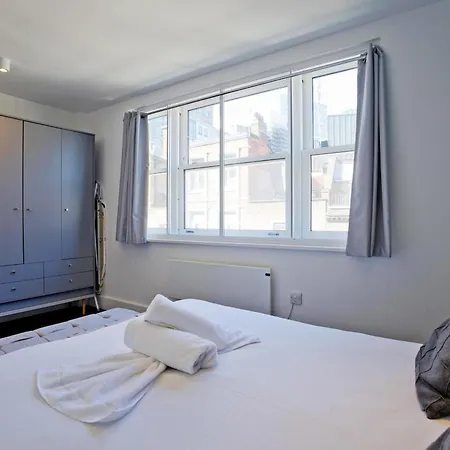 Imperial Middlesex Street Apartments London Exterior photo