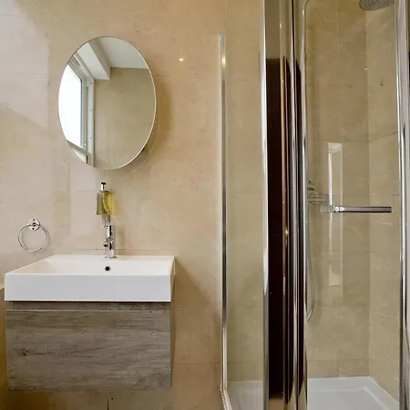 Imperial Middlesex Street Apartments London Exterior photo