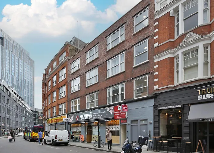 Imperial Middlesex Street Apartments